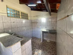 Casa com 5 Quartos para alugar, 230m² no Nossa Senhora Aparecida, Uberlândia - Foto 23