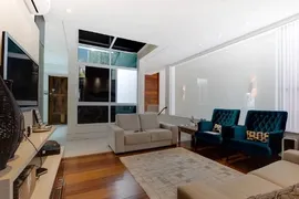 Casa com 3 Quartos à venda, 133m² no Vila Jardini, Sorocaba - Foto 9