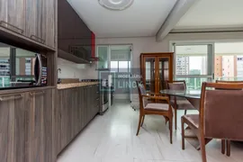 Apartamento com 3 Quartos para alugar, 114m² no Central Parque, Porto Alegre - Foto 7