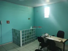 Prédio Inteiro para venda ou aluguel, 406m² no Cocaia, Guarulhos - Foto 17