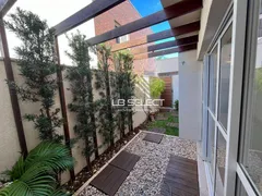 Casa de Condomínio com 3 Quartos à venda, 150m² no Umuarama, Uberlândia - Foto 24