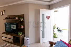 Casa com 2 Quartos à venda, 116m² no Laranjal, Pelotas - Foto 6