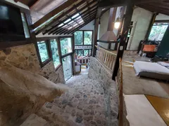 Casa com 4 Quartos para alugar, 200m² no Cocaia, Ilhabela - Foto 8