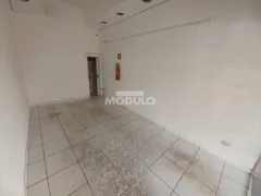 Loja / Salão / Ponto Comercial para alugar, 21m² no Centro, Uberlândia - Foto 4