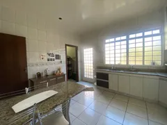 Casa com 4 Quartos à venda, 167m² no Serrano, Belo Horizonte - Foto 6