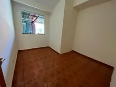 Casa com 3 Quartos à venda, 150m² no Carajás, Contagem - Foto 7