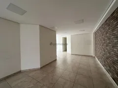 Loja / Salão / Ponto Comercial para alugar, 220m² no Sagrada Família, Belo Horizonte - Foto 8
