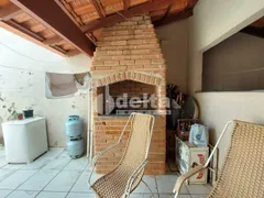 Casa com 5 Quartos à venda, 243m² no Tubalina, Uberlândia - Foto 19