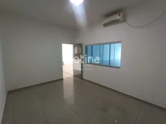 Galpão / Depósito / Armazém para alugar, 280m² no Brasil, Uberlândia - Foto 11