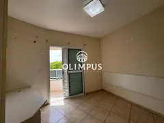 Apartamento com 3 Quartos para alugar, 136m² no Vigilato Pereira, Uberlândia - Foto 15