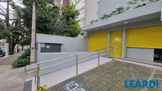 Casa Comercial com 7 Quartos para alugar, 726m² no Vila Romana, São Paulo - Foto 2