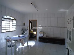 Casa com 3 Quartos à venda, 254m² no Presidente Roosevelt, Uberlândia - Foto 18