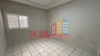 Casa com 3 Quartos à venda, 250m² no Abolicao, Mossoró - Foto 4