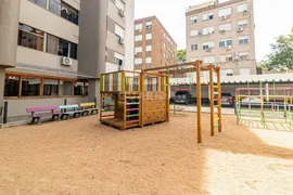 Apartamento com 2 Quartos para alugar, 75m² no Vila Ipiranga, Porto Alegre - Foto 21