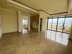 Cobertura com 3 Quartos à venda, 240m² no Kobrasol, São José - Foto 2