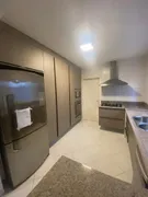 Casa de Condomínio com 4 Quartos à venda, 360m² no Alphaville, Santana de Parnaíba - Foto 3