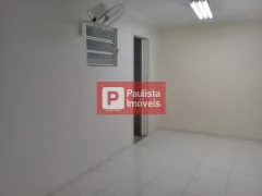 Loja / Salão / Ponto Comercial para alugar, 72m² no Campo Grande, São Paulo - Foto 12