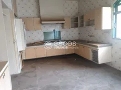 Casa com 5 Quartos à venda, 270m² no Osvaldo Rezende, Uberlândia - Foto 1