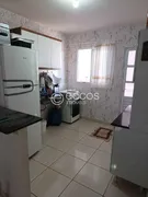 Casa de Condomínio com 2 Quartos à venda, 57m² no Loteamento Residencial Pequis, Uberlândia - Foto 8