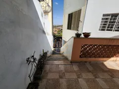 Casa com 5 Quartos à venda, 420m² no Colonial, Contagem - Foto 4