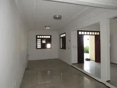 Casa com 5 Quartos para venda ou aluguel, 450m² no Sapiranga, Fortaleza - Foto 17