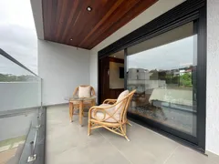 Casa de Condomínio com 3 Quartos à venda, 300m² no Tanguá, Almirante Tamandaré - Foto 34