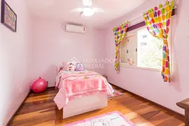 Sobrado com 4 Quartos à venda, 233m² no Jardim Planalto, Porto Alegre - Foto 16