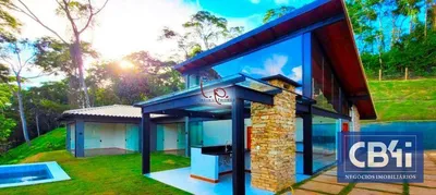 Casa de Condomínio com 3 Quartos à venda, 190m² no Secretário, Petrópolis - Foto 2