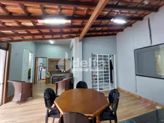 Casa com 3 Quartos à venda, 208m² no Planalto, Uberlândia - Foto 14