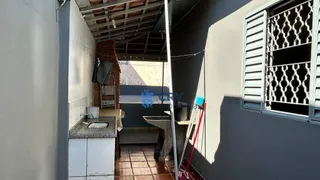 Casa com 3 Quartos à venda, 85m² no California, Londrina - Foto 11
