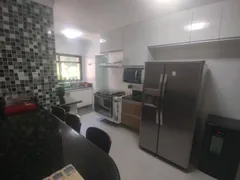 Apartamento com 3 Quartos à venda, 131m² no Praia das Pitangueiras, Guarujá - Foto 8