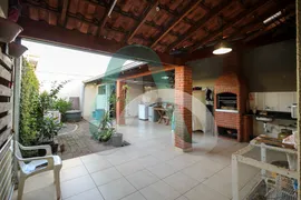 Casa com 3 Quartos à venda, 156m² no Pinheiros, Londrina - Foto 9