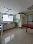 Apartamento com 3 Quartos para alugar, 168m² no Martins, Uberlândia - Foto 19