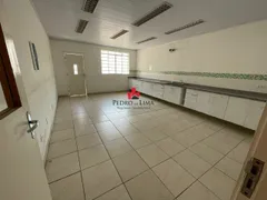 Prédio Inteiro para alugar, 240m² no Vila Azevedo, São Paulo - Foto 7