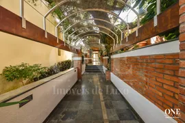 Casa de Condomínio com 3 Quartos para alugar, 350m² no Três Figueiras, Porto Alegre - Foto 4