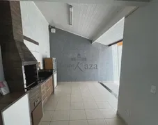 Sobrado com 3 Quartos à venda, 135m² no Loteamento Villa Branca, Jacareí - Foto 4