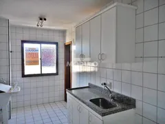 Apartamento com 2 Quartos para alugar, 68m² no Centro, Uberlândia - Foto 7