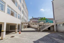 Apartamento com 2 Quartos para alugar, 58m² no Centro, Curitiba - Foto 17
