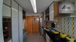 Apartamento com 4 Quartos à venda, 145m² no Piatã, Salvador - Foto 31