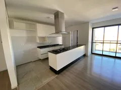 Apartamento com 3 Quartos para alugar, 115m² no Santo Inácio, Curitiba - Foto 26