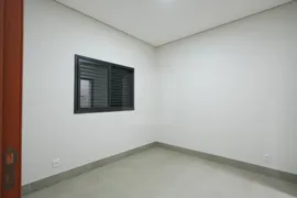 Casa com 3 Quartos à venda, 155m² no Alto Umuarama, Uberlândia - Foto 17