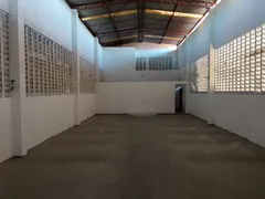 Casa Comercial para alugar, 210m² no Sapiranga / Coité, Fortaleza - Foto 9