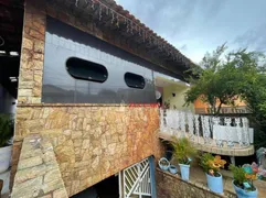 Casa com 3 Quartos à venda, 246m² no Jardim Cocaia, Guarulhos - Foto 2