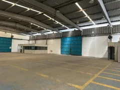 Galpão / Depósito / Armazém para alugar, 750m² no Pirajá, Salvador - Foto 2