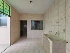 Apartamento com 3 Quartos para alugar, 94m² no Presidente Roosevelt, Uberlândia - Foto 10