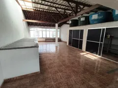 Casa Comercial à venda, 300m² no Centro, Magé - Foto 4