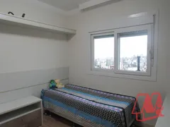 Apartamento com 3 Quartos para alugar, 130m² no Petrópolis, Porto Alegre - Foto 10