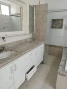 Casa com 6 Quartos para alugar, 400m² no Nossa Senhora Aparecida, Uberlândia - Foto 17