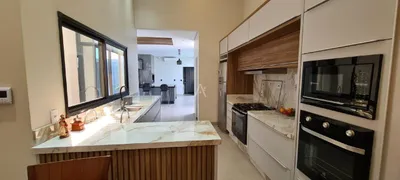 Casa com 3 Quartos à venda, 168m² no Jardim Gisela, Toledo - Foto 4