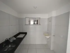 Apartamento com 2 Quartos para alugar, 48m² no Centro, Caucaia - Foto 5